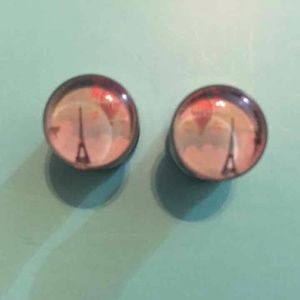 1/2 inch Eiffel Tower Plugs NWOT